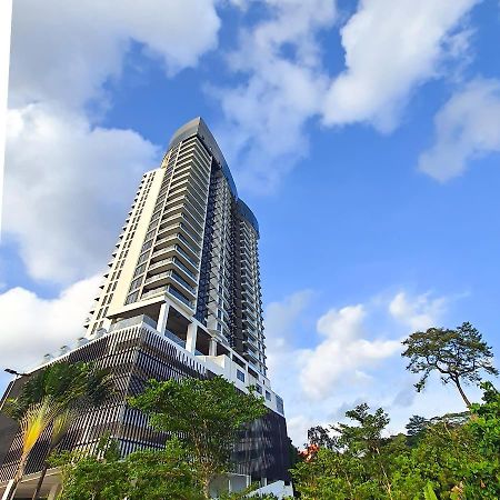 Ramada Suites By Wyndham The Straits ג'והור בהרו מראה חיצוני תמונה