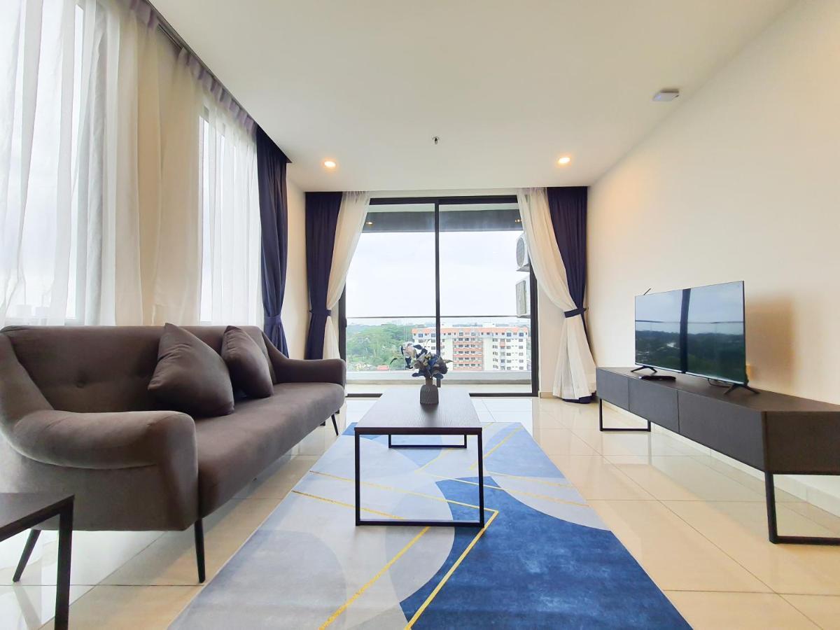 Ramada Suites By Wyndham The Straits ג'והור בהרו מראה חיצוני תמונה