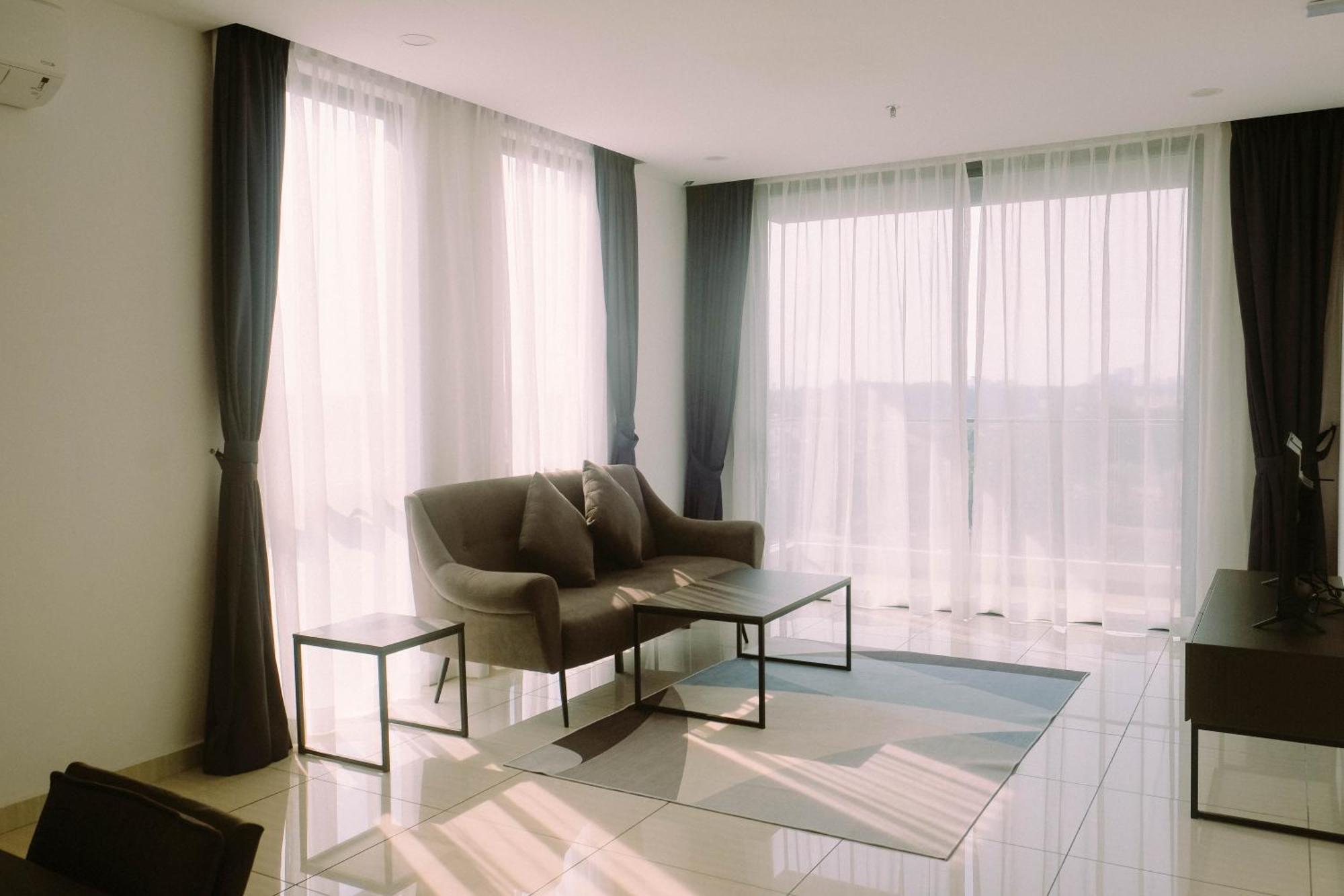 Ramada Suites By Wyndham The Straits ג'והור בהרו מראה חיצוני תמונה